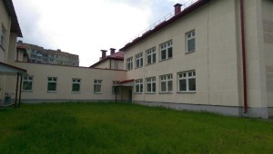 Работы по утеплению и покраске цоколя административного здания Работы по утеплению и покраске цоколя административного здания